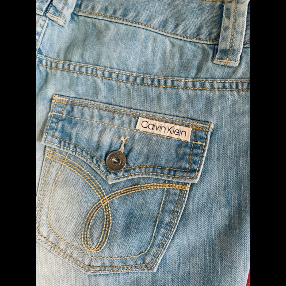 Calvin Klein shorts - Picture 6 of 9